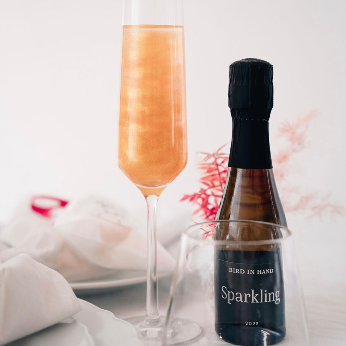 SIPPING PRETTY GOLD SHIMMER DRINK GARNISH